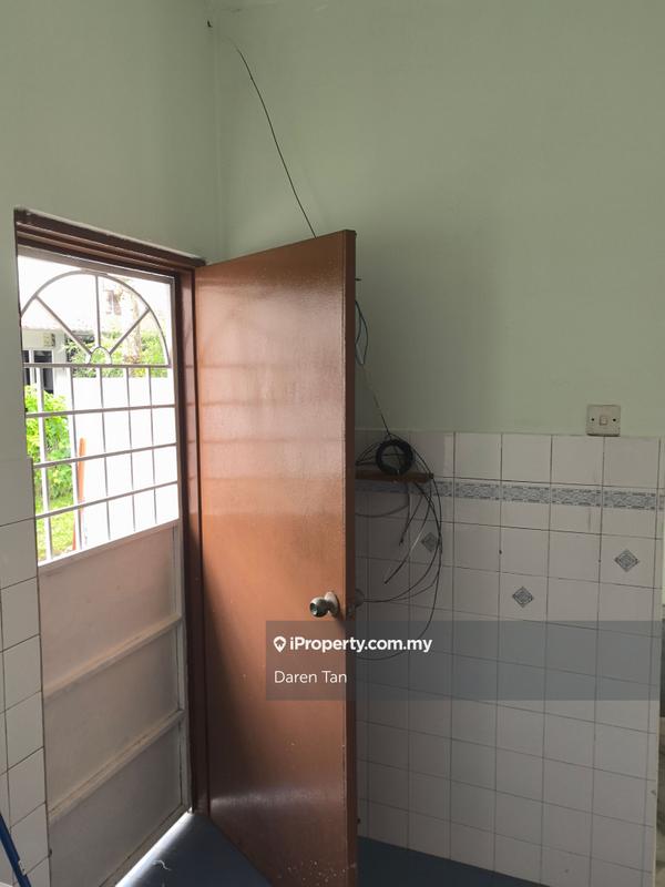 Rumah Teres 2-Tingkat untuk Dijual di Usj 1, Subang Jaya oleh Daren Tan - iProperty.com.my