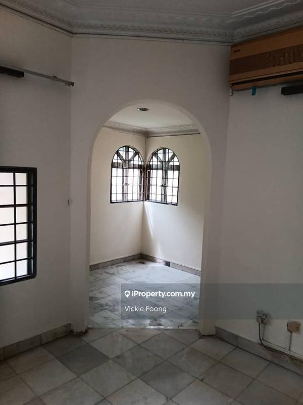 Bungalow House for Sale in Kampung Tunku, Petaling Jaya by Vickie Foong - iProperty.com.my