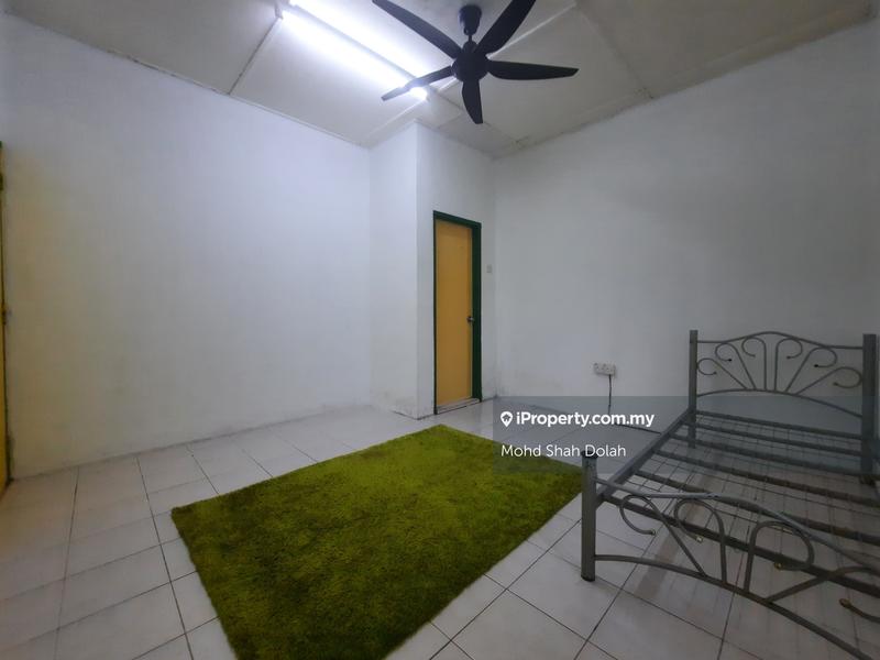 Rumah Bandar untuk Dijual di Taman Sinaran, Kajang oleh Mohd Shah Dolah - iProperty.com.my