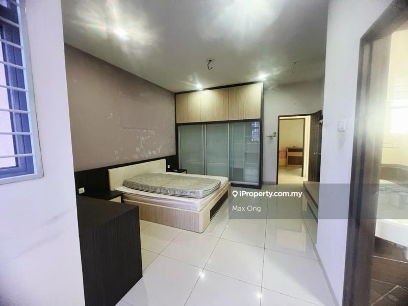 Rumah Berangkai 3 Tingkat untuk Dijual di Kampung Segambut Tengah, Segambut oleh Max Ong - iProperty.com.my