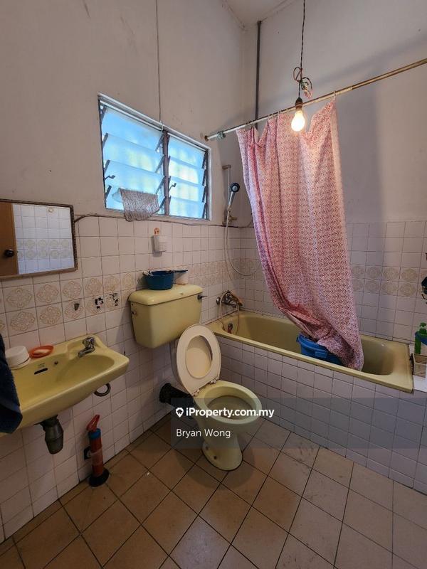 Semi-Detached House for Sale in Damansara Jaya, Petaling Jaya by Bryan Wong - iProperty.com.my