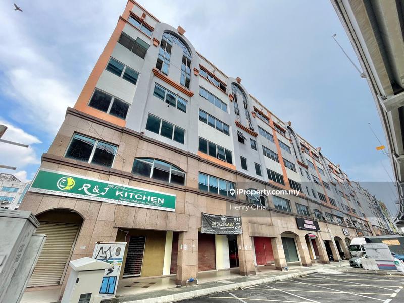 Hotel / Resort for Sale in Taman Desa Tasek, Bandar Tasik Selatan by Henry Chia - iProperty.com.my