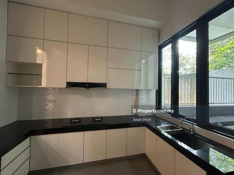 Banglo untuk Dijual di Country Heights Damansara, Kuala Lumpur oleh Sean Hoh - iProperty.com.my