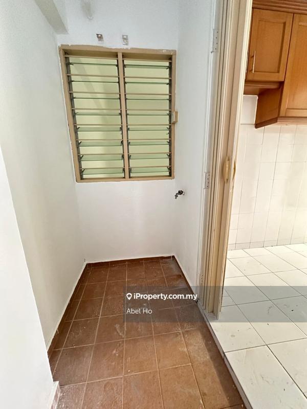 Apartment for Sale in Pangsapuri Vista Serdang by Abel Ho - iProperty.com.my