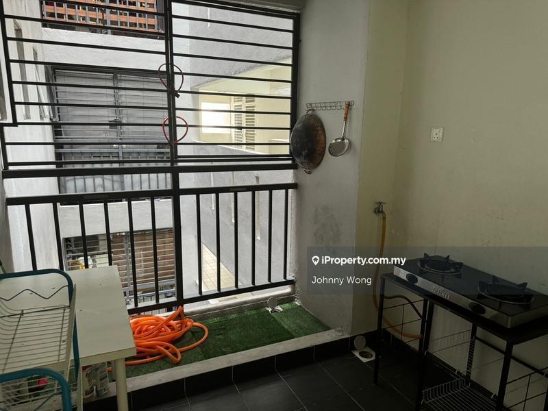 Service Residence for Sale in Maxim Residences by Johnny Wong - iProperty.com.my