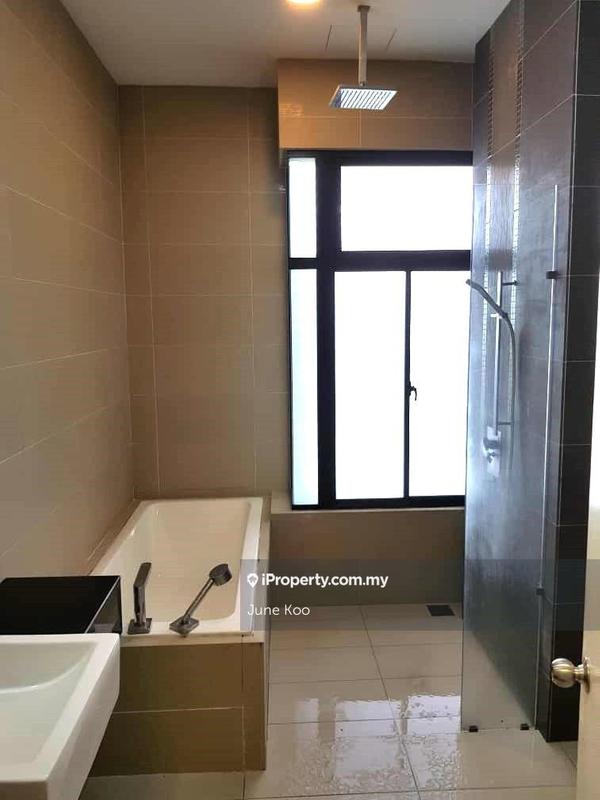 Rumah Teres 3-Tingkat untuk Dijual di Seri Kembangan, Selangor oleh June Koo - iProperty.com.my