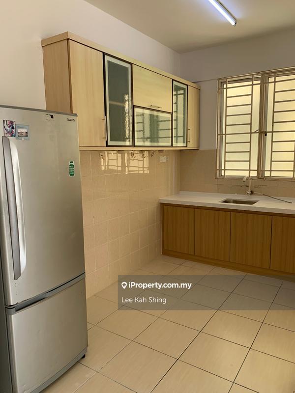 Condominium for Sale in Platinum Lake PV 10 by Lee Kah Shing - iProperty.com.my