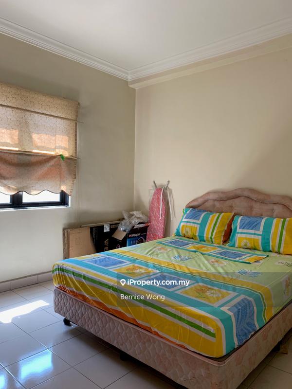 For Sale - Sri Putramas