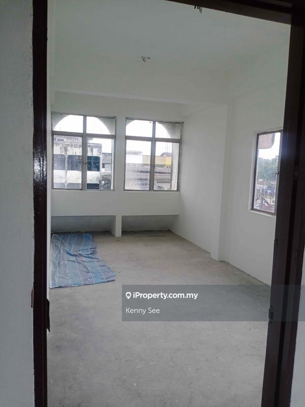 Kedai-Pejabat untuk Disewa di Pekan Semenyih, Semenyih oleh Kenny See - iProperty.com.my