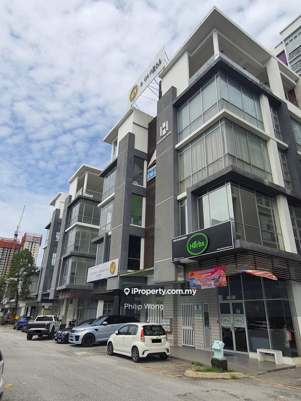 Shop / Office untuk Disewa di Taman Equine, Seri Kembangan oleh Philip Wong - iProperty.com.my