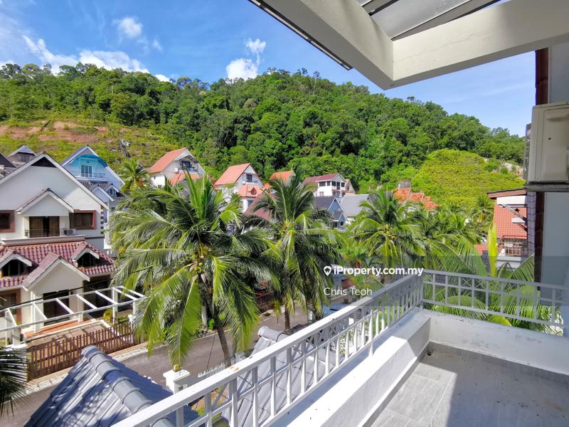 Bungalow House for Sale in Batu Ferringhi, Penang by Chris Teoh - iProperty.com.my