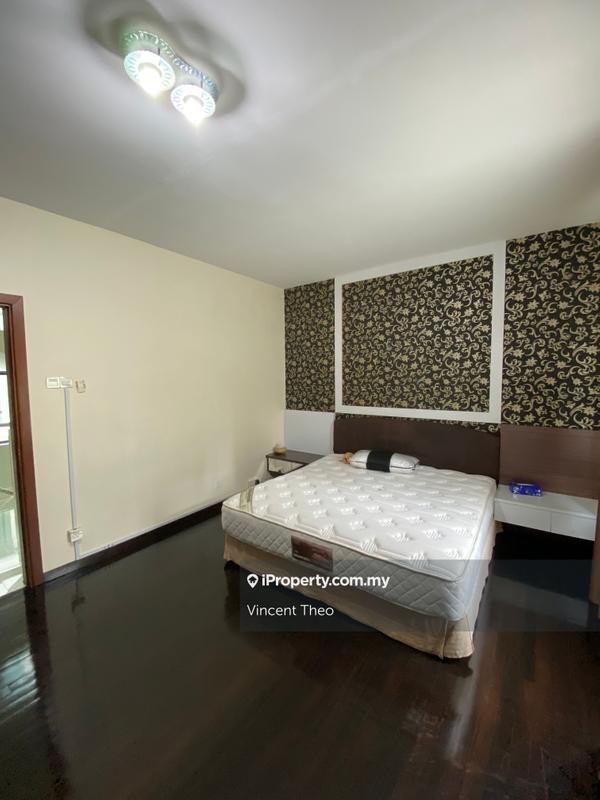 3.5-storey Terraced House for Sale in Taman Ampang Hilir, Ampang by Vincent Theo - iProperty.com.my