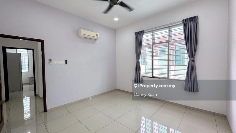 Rumah Berkembar untuk Dijual di Taman Sialang, Tangkak oleh Danny Kuah - iProperty.com.my