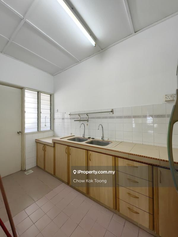 Pangsapuri untuk Dijual di Akasia Apartment oleh Chow Kok Toong - iProperty.com.my