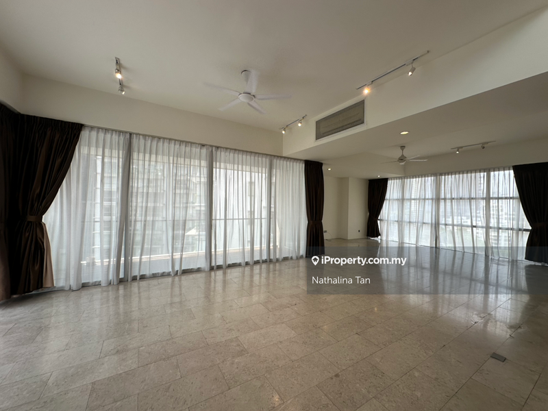 For Sale - Park Seven