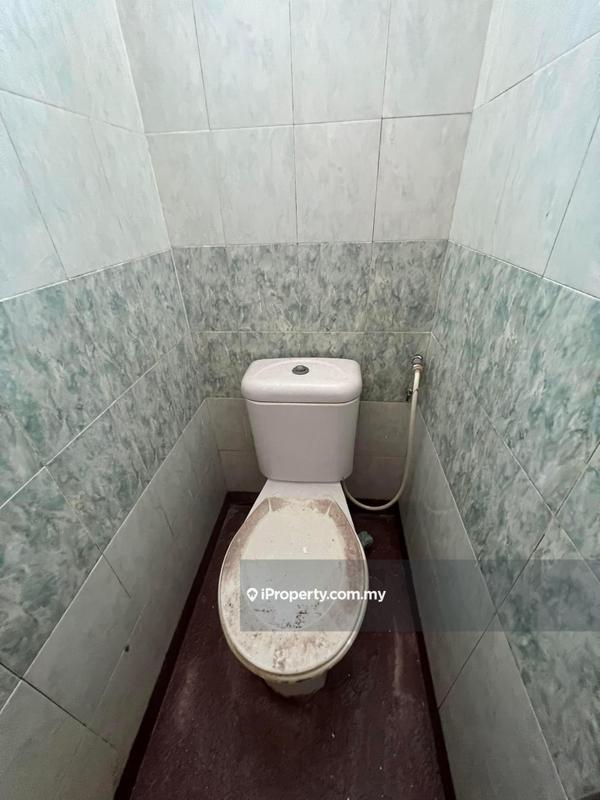 Shop for Sale in Tampoi, Johor by Cora Loh - iProperty.com.my