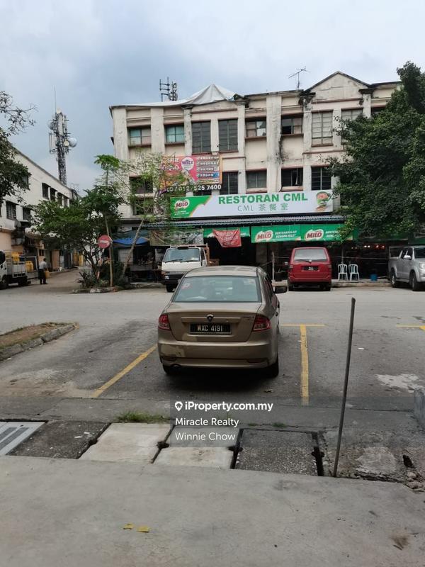 Shop / Office for Sale in 3 Storey Shop lot Jalan Anggerik Aranda, Shah Alam by Winnie Chow - iProperty.com.my