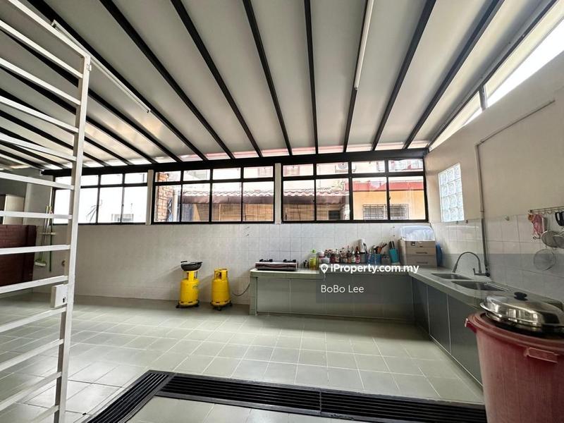 Semi-Detached House for Sale in dvdqz, Jalan Klang Lama (Old Klang Road) by BoBo Lee - iProperty.com.my