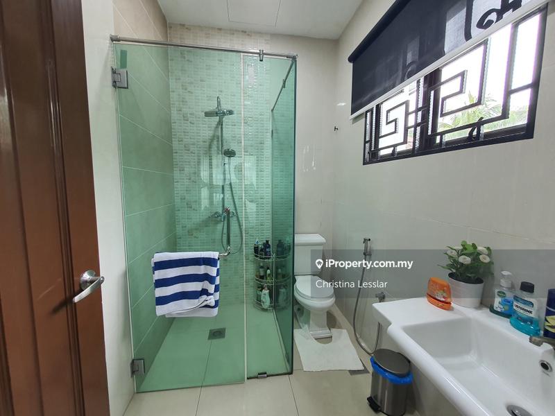Bungalow House for Sale in Seksyen 13, Shah Alam by Christina Lesslar - iProperty.com.my