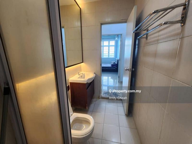 Service Residence for Sale in Meridin Bayvue @ Sierra Perdana by Andy Cheah - iProperty.com.my