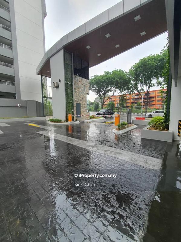 For Sale - The Holmes 2