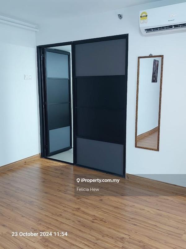 For Rent - Pacific Place