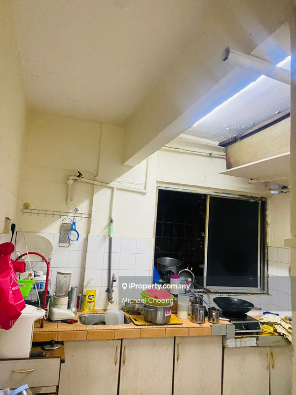 Rumah Pangsa untuk Dijual di Taman Kinrara Seksyen 1 oleh Michael Choong - iProperty.com.my