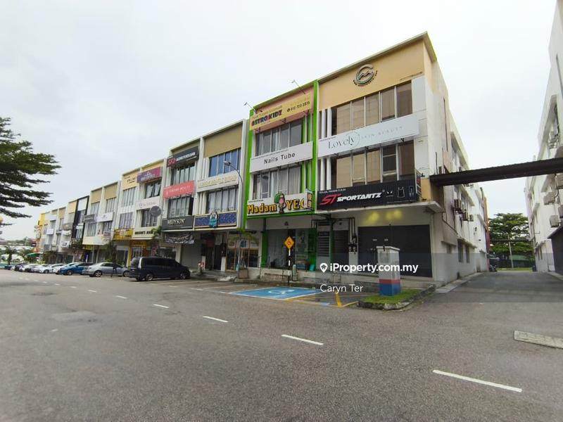 For Rent - Tun Aminah @ The Square ( Intermediate Lot ) Shoplot ( Ground Floor )