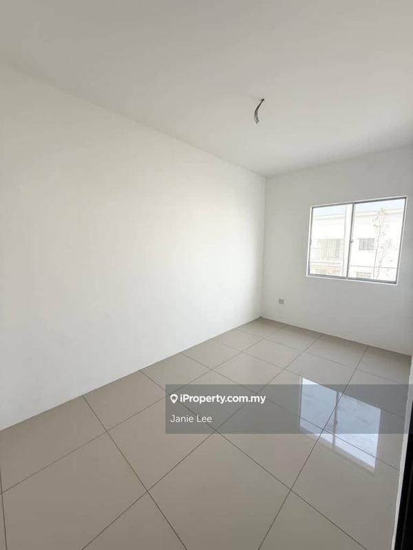 1.5-storey Terraced House for Sale in Tanjung Karang, Kuala Selangor by Janie Lee - iProperty.com.my