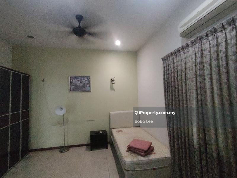 Rumah Berkembar untuk Dijual di Taman Overseas Union (Taman Oug), Jalan Klang Lama (Old Klang Road) oleh BoBo Lee - iProperty.com.my