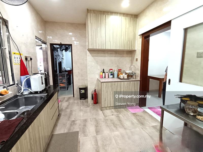 Rumah Berkembar untuk Dijual di Taman Makmur, Bandar Sungai Long oleh Steven Yong - iProperty.com.my
