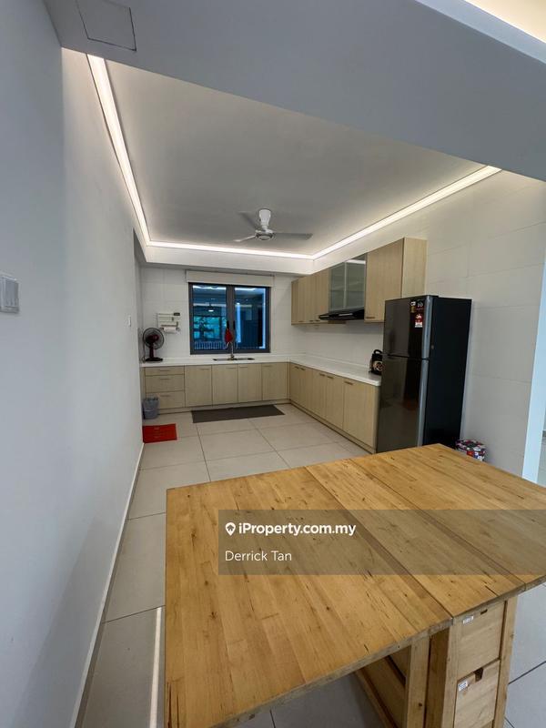 Pangsapuri untuk Dijual di Molek Pine 3 oleh Derrick Tan - iProperty.com.my