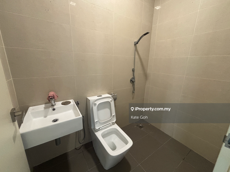 Bungalow House for Sale in Lakefront Villa, Cyberjaya by Kate Goh - iProperty.com.my