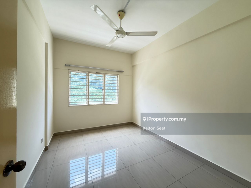 Apartment for Sale in Tiara Hatamas Apartment by Kelton Seet - iProperty.com.my