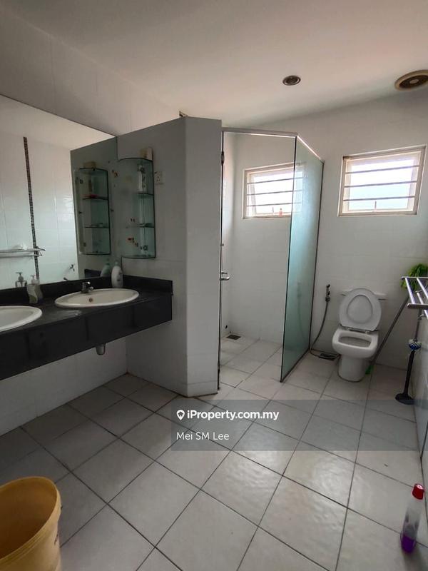 Rumah Berkembar untuk Dijual di Taman Taming Indah, Bandar Sungai Long oleh Mei SM Lee - Taman Taming Indah, Sg Long Bathroom - iProperty.com.my