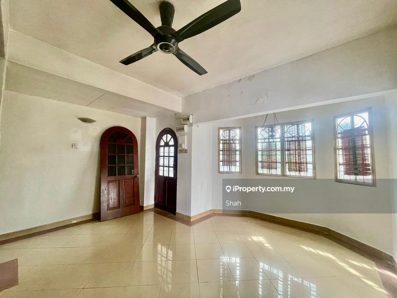 Rumah Teres 2-Tingkat untuk Dijual di SS19, Subang Jaya oleh Shah - iProperty.com.my