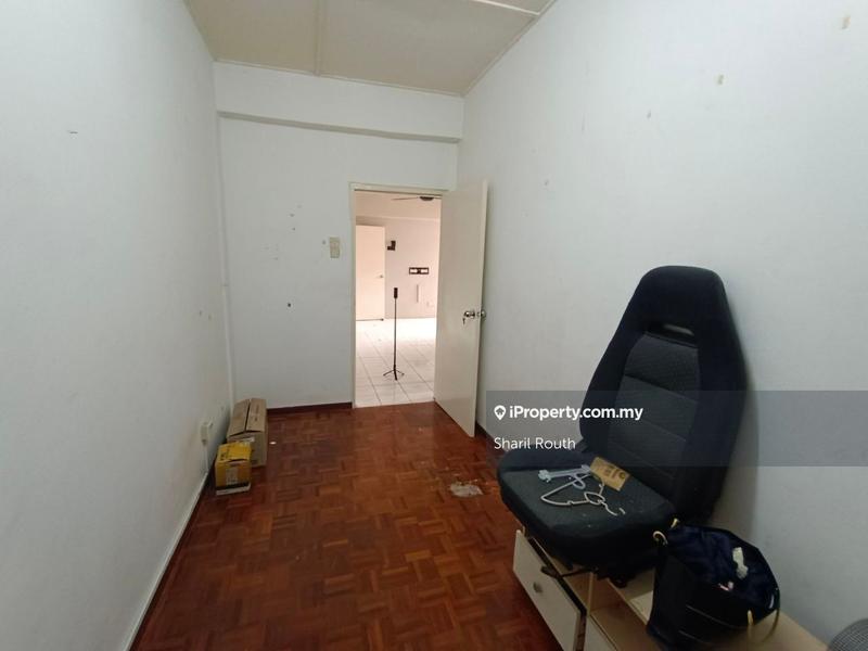 Apartment for Sale in Pangsapuri Sri Baiduri by Sharil Routh - iProperty.com.my