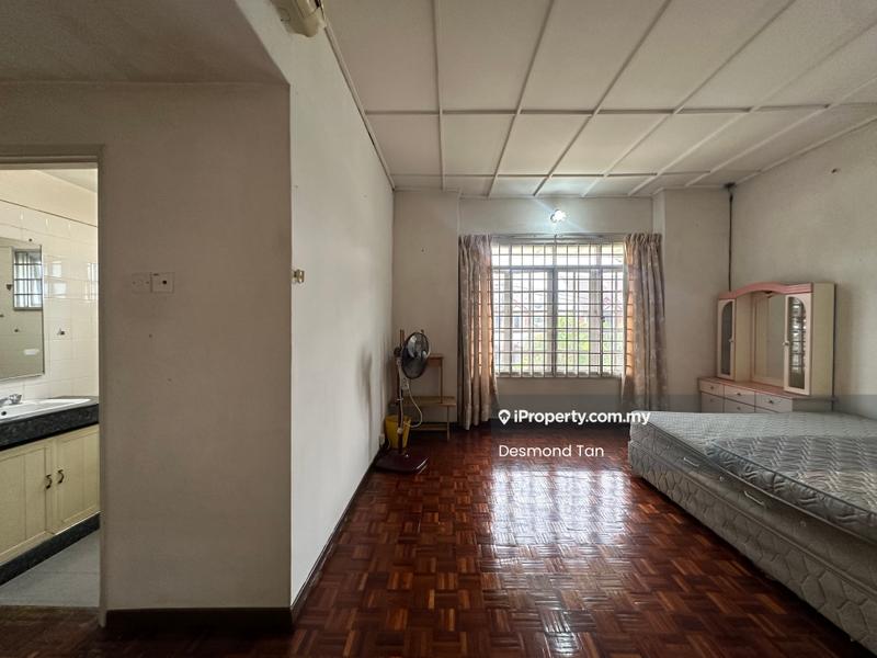2-storey Terraced House for Sale in Taman Sea, Petaling Jaya by Desmond Tan - Bedroom - iProperty.com.my