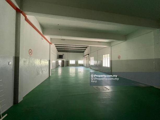 Kilang Teres untuk Dijual di Seksyen 33, Shah Alam oleh Kenji - iProperty.com.my