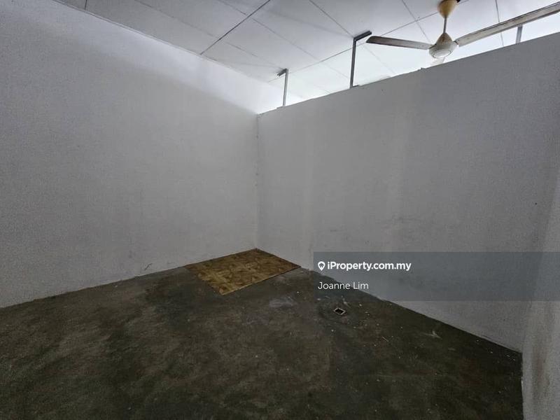 Shop-Office for Rent in 4nvb0, Cheng by Joanne Lim - iProperty.com.my