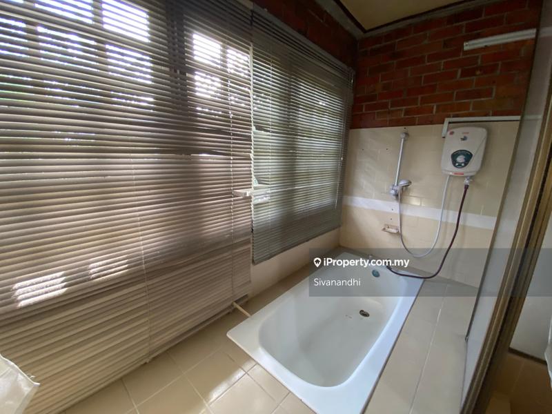 Bungalow House for Sale in Taman Gembira, Teluk Pulai, Melawis, Klang by Sivanandhi - iProperty.com.my