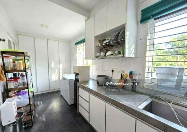 Rumah Berangkai 2 Tingkat untuk Dijual di Putra Heights, Subang Jaya oleh Henrick Tan - iProperty.com.my