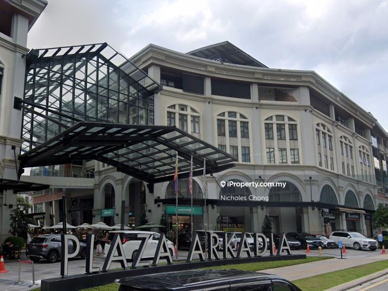 For Sale - Plaza Arkadia