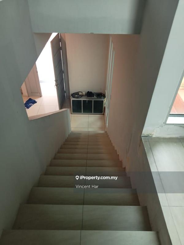 Rumah Berkembar untuk Dijual di Taman Suria Jaya, Sitiawan oleh Vincent Har - iProperty.com.my