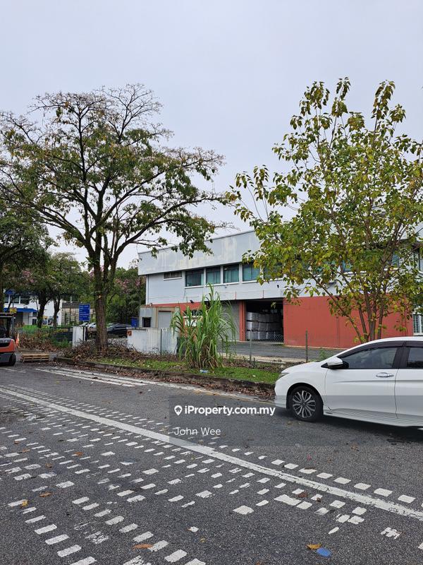 Shop / Office for Sale in Taman Perindustrian Puchong, Puchong by John Wee - iProperty.com.my