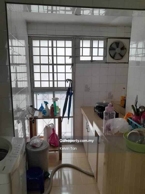 Condominium for Sale in Menara Alpha by Kelvin Tan - Kitchen - iProperty.com.my