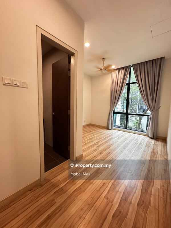 Rumah Berkembar untuk Dijual di Taman Bukit Serdang, Seri Kembangan oleh Mabel Mak - iProperty.com.my