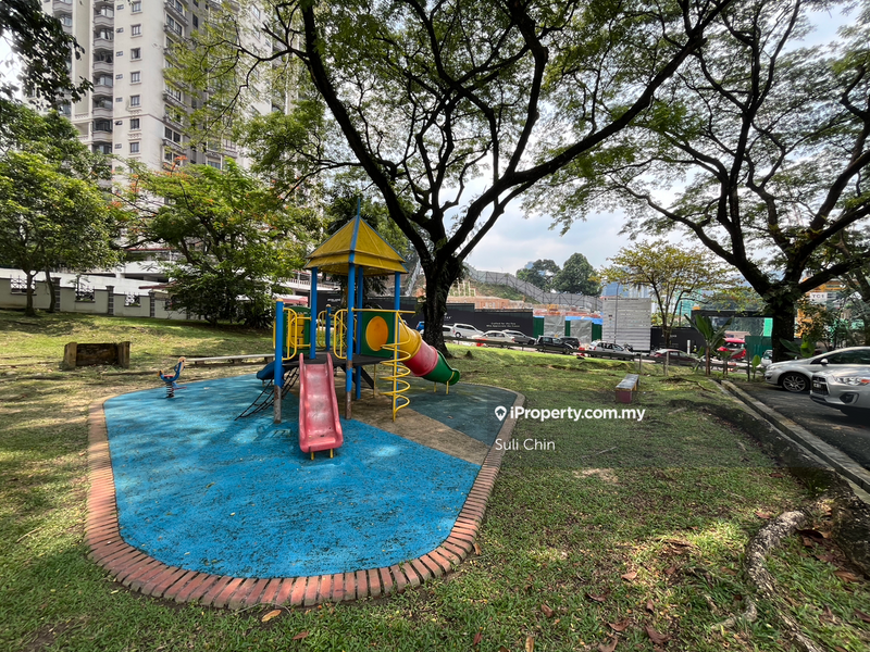 3-storey Terraced House for Sale in Taman Persiaran Desa, Seputeh by Suli Chin - iProperty.com.my