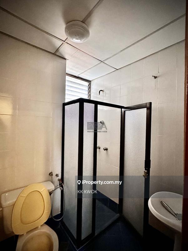 Kondominium untuk Disewa di Marina Tower (Ratu Mutiara) oleh KK KWOK - iProperty.com.my