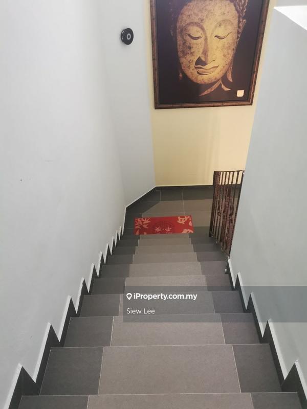 Bungalow House for Sale in Saujana Akasia, Sungai Buloh by Siew Lee - iProperty.com.my